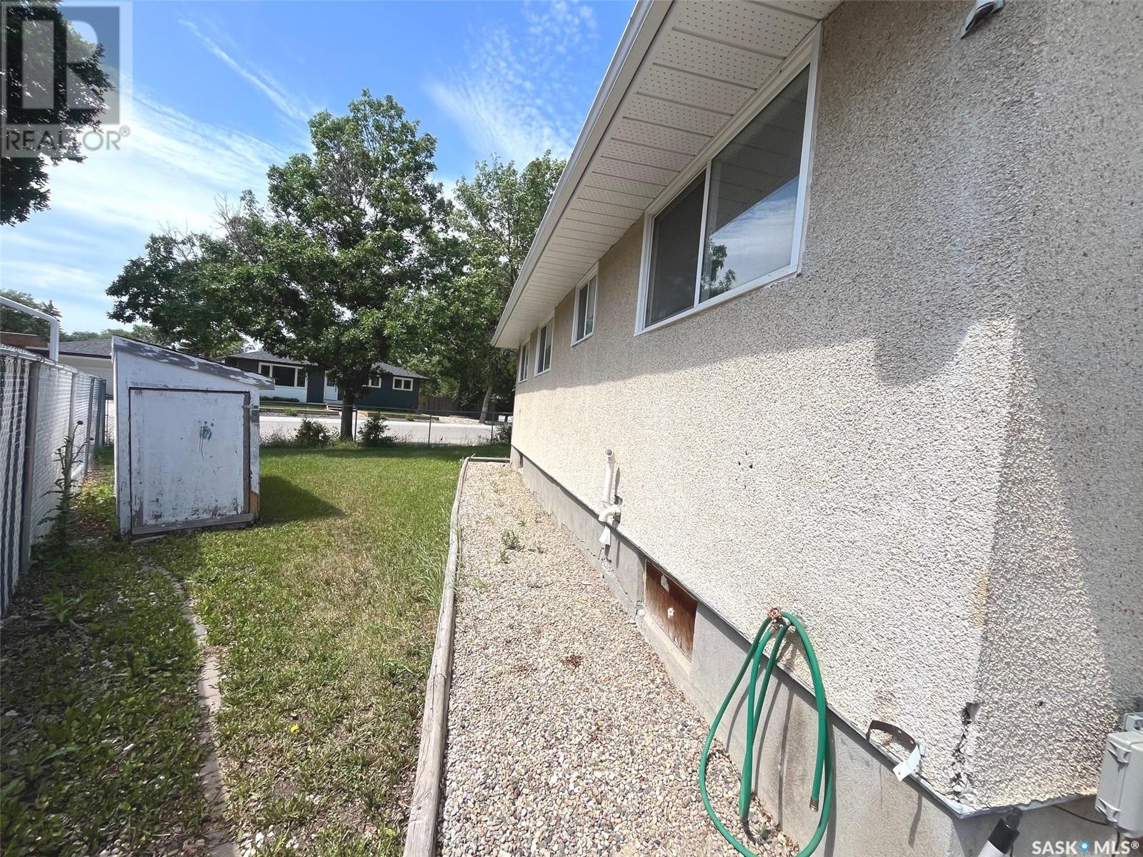 Photo 14 of 119 Mikkelson Drive, Regina SK