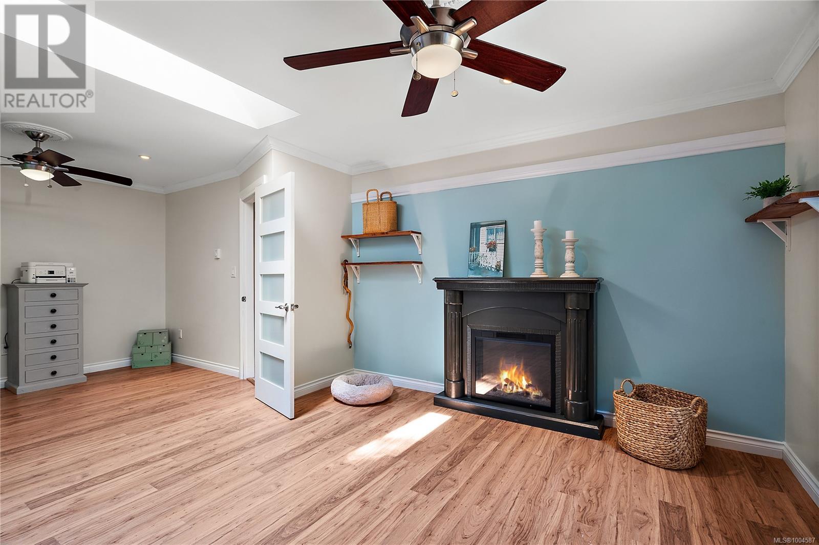 870 Woodcreek Dr, North Saanich