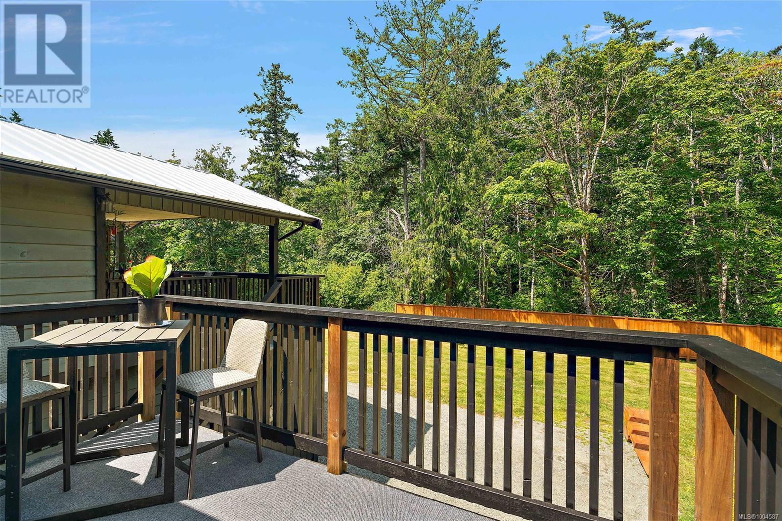 870 Woodcreek Dr, North Saanich