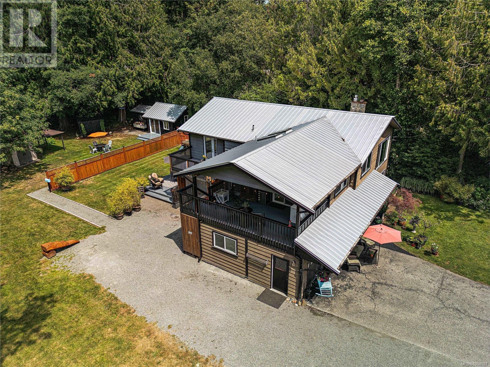 870 Woodcreek Dr, North Saanich