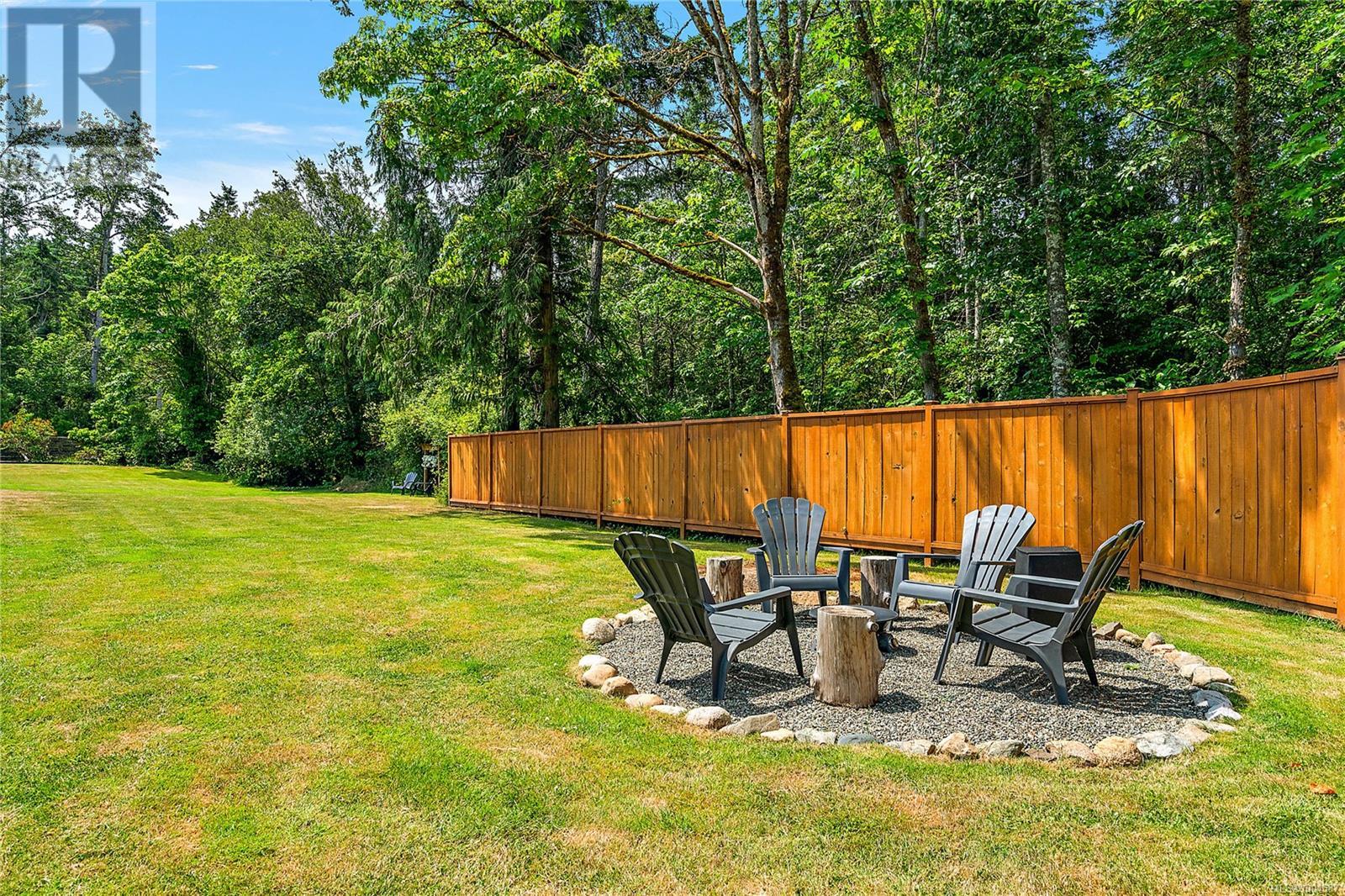 870 Woodcreek Dr, North Saanich