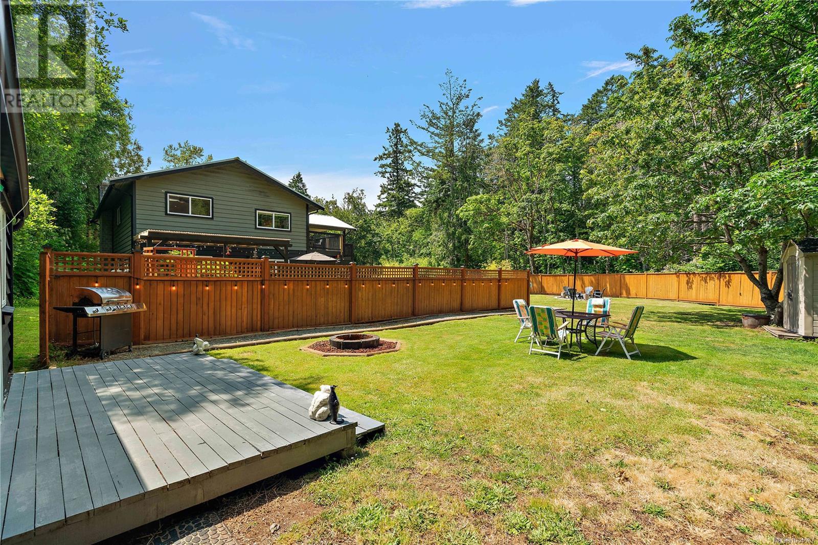 870 Woodcreek Dr, North Saanich