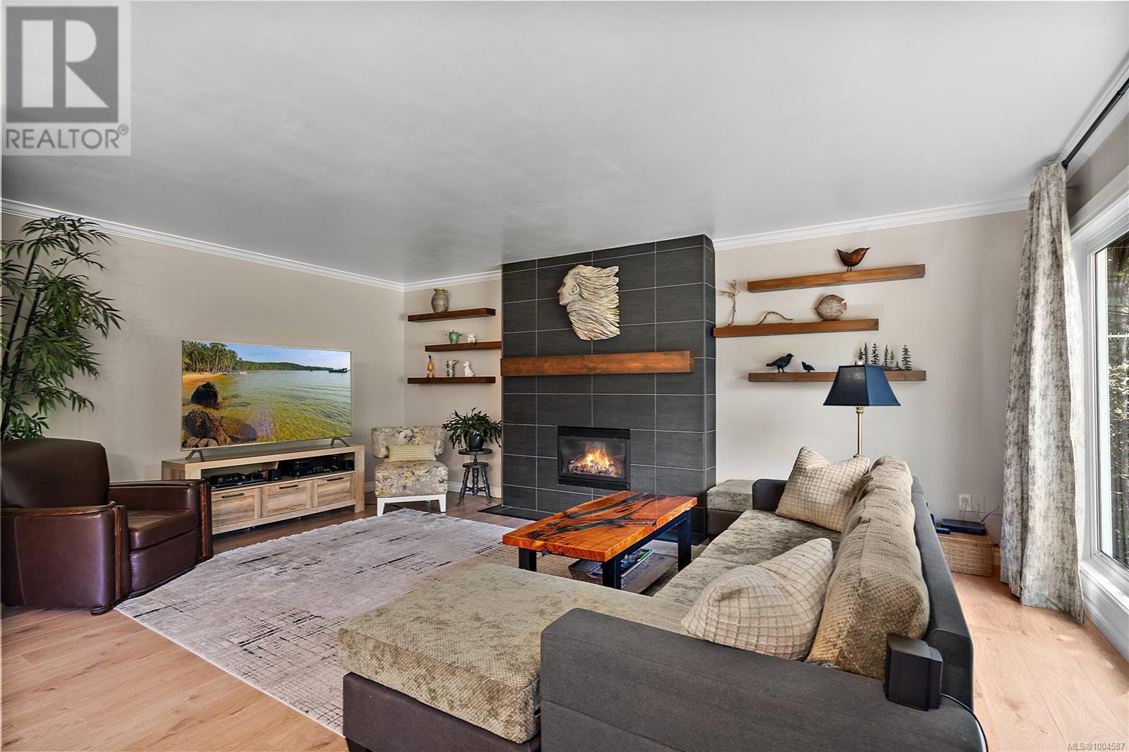 870 Woodcreek Dr, North Saanich