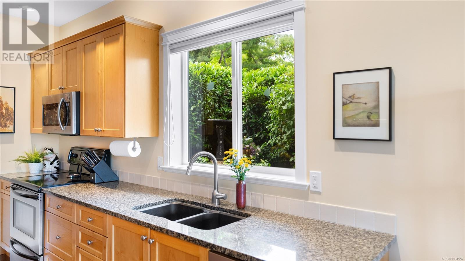 1075 PRIMROSE RD - Image 13