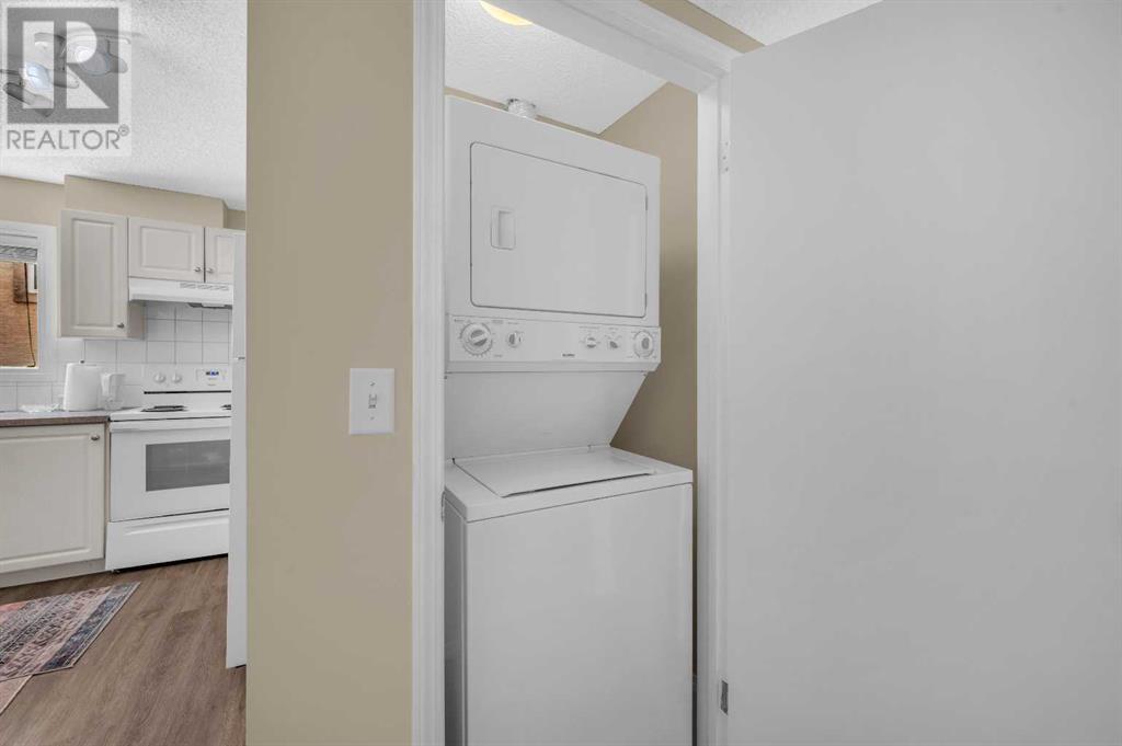 Single Family House for Sale in    Street SW Richmond Calgary 