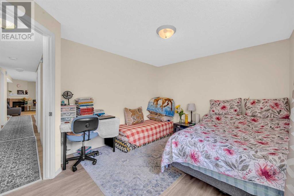 Single Family House for Sale in    Street SW Richmond Calgary 