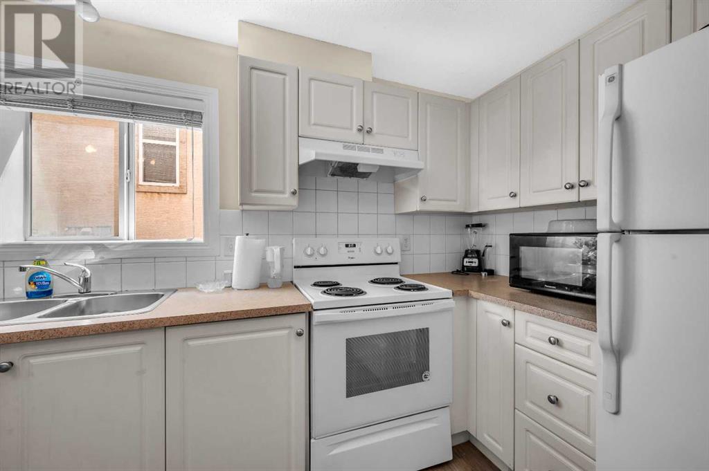 Single Family House for Sale in    Street SW Richmond Calgary 