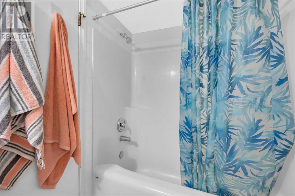 Single Family House for Sale in    Street SW Richmond Calgary 