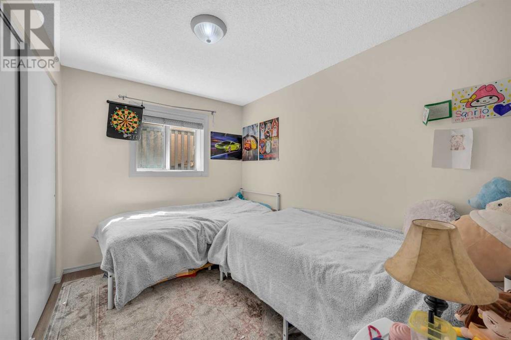 Single Family House for Sale in    Street SW Richmond Calgary 