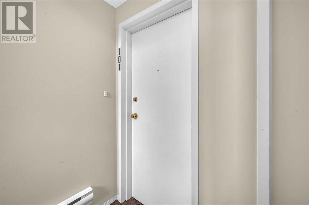 Single Family House for Sale in    Street SW Richmond Calgary 