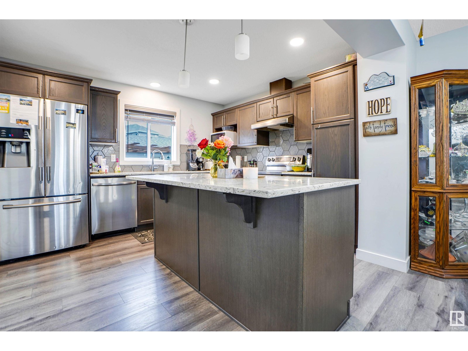 Photo 8 of 2611 14 Av Nw, Edmonton AB