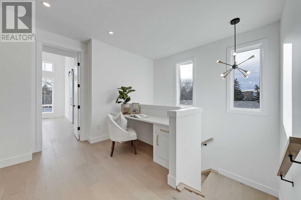 Single Family House for Sale in   Avenue SW North Glenmore Park Calgary 