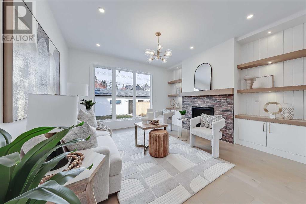 Single Family House for Sale in   Avenue SW North Glenmore Park Calgary 