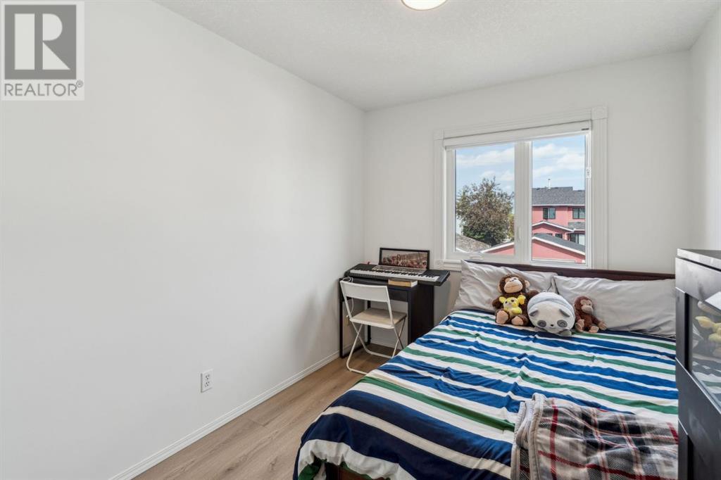Single Family House for Sale in  Costa Mesa Close NE Monterey Park Calgary 