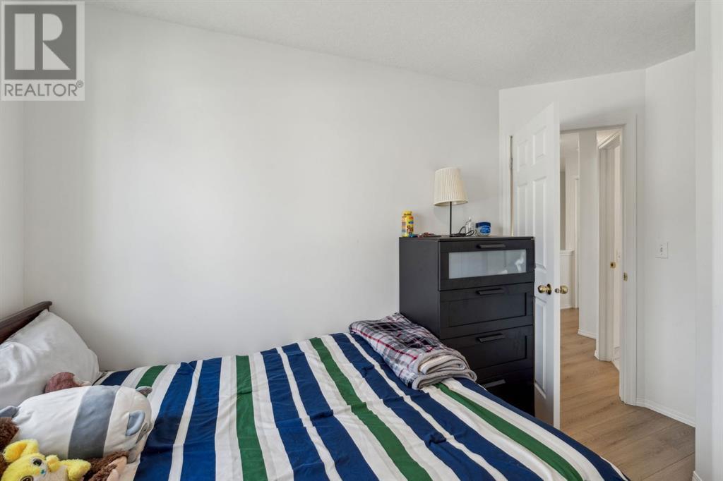 Single Family House for Sale in  Costa Mesa Close NE Monterey Park Calgary 