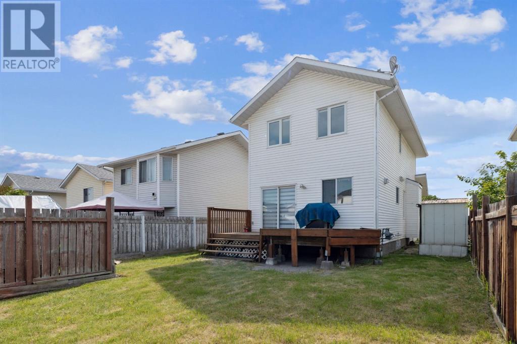 Single Family House for Sale in  Costa Mesa Close NE Monterey Park Calgary 