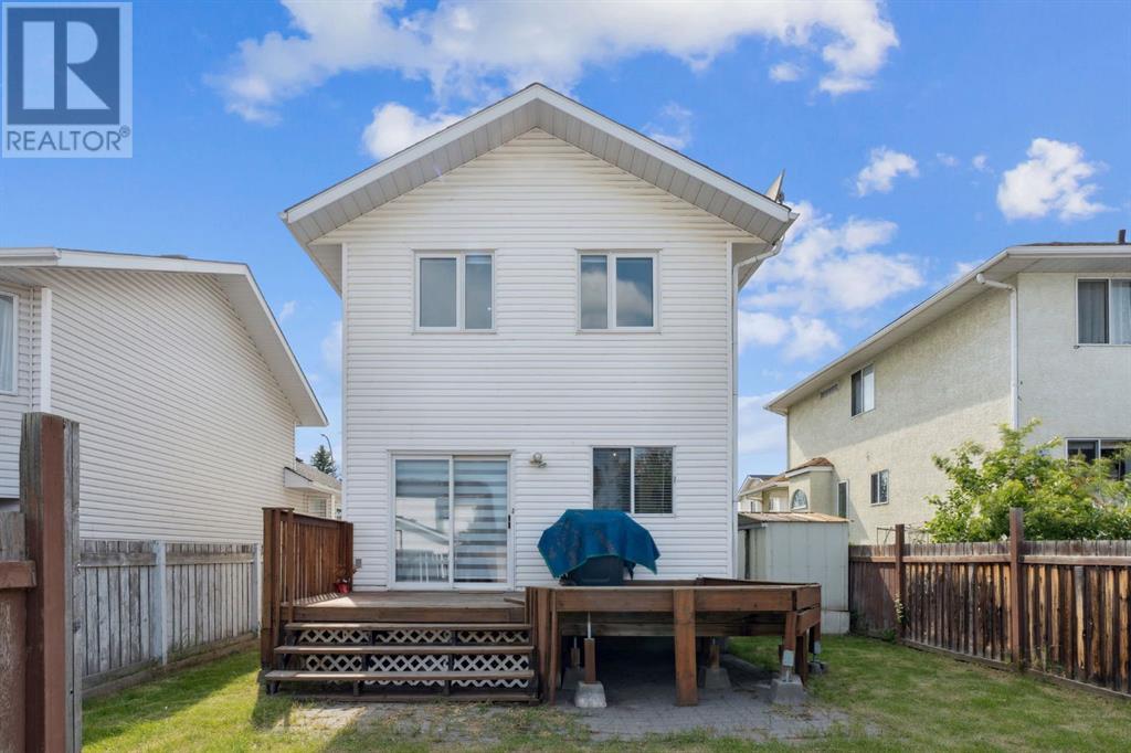 Single Family House for Sale in  Costa Mesa Close NE Monterey Park Calgary 