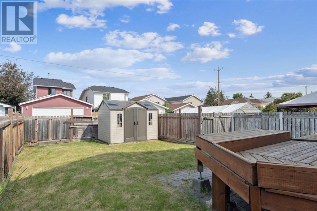 Single Family House for Sale in  Costa Mesa Close NE Monterey Park Calgary 