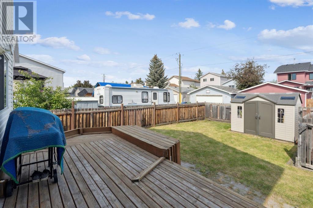 Single Family House for Sale in  Costa Mesa Close NE Monterey Park Calgary 