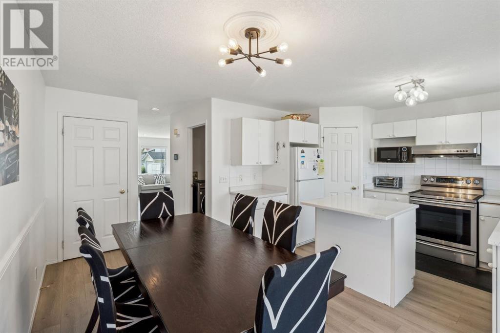 Single Family House for Sale in  Costa Mesa Close NE Monterey Park Calgary 