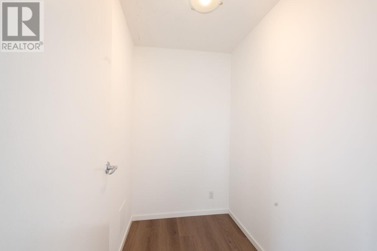 Photo 14 of 708 1199 Seymour Street, Vancouver BC