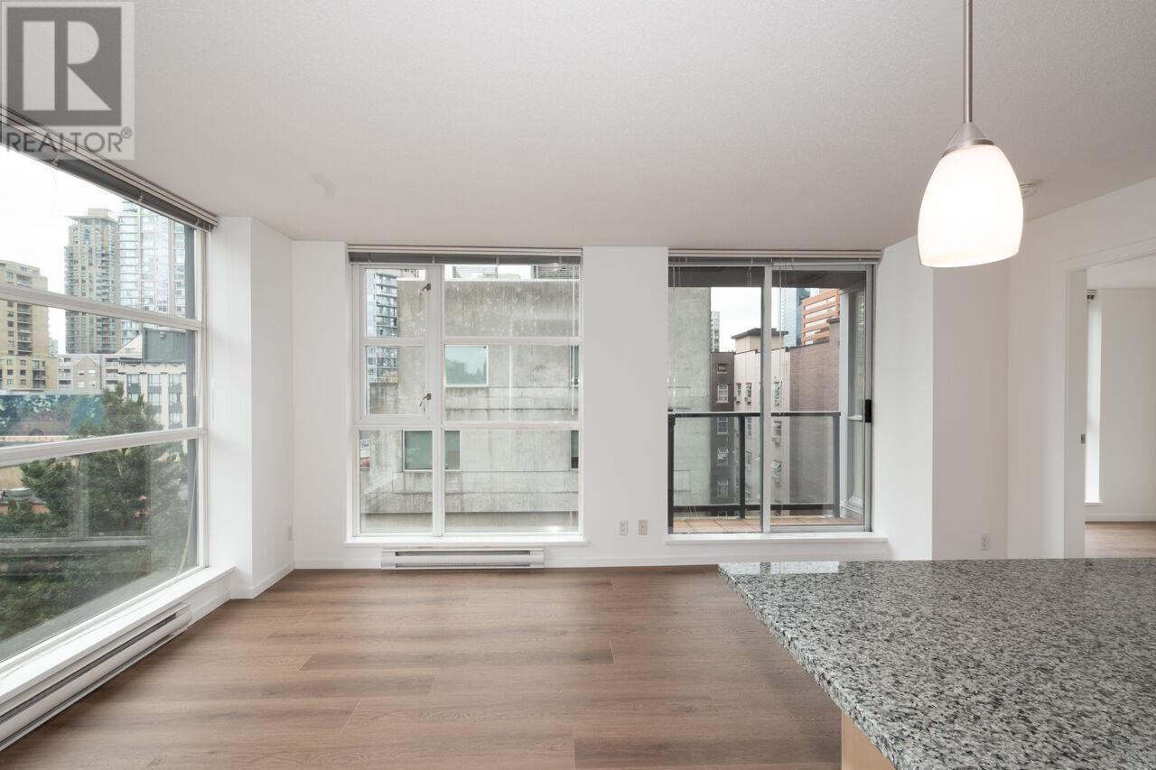 Photo 4 of 708 1199 Seymour Street, Vancouver BC
