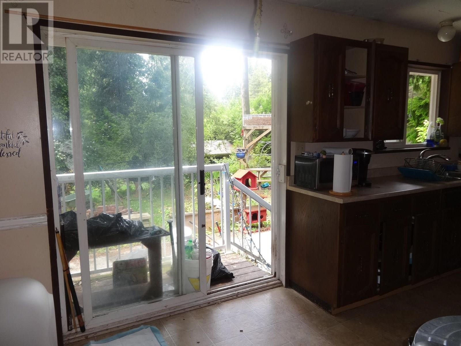 8161 WESTWOOD ROAD, Halfmoon Bay