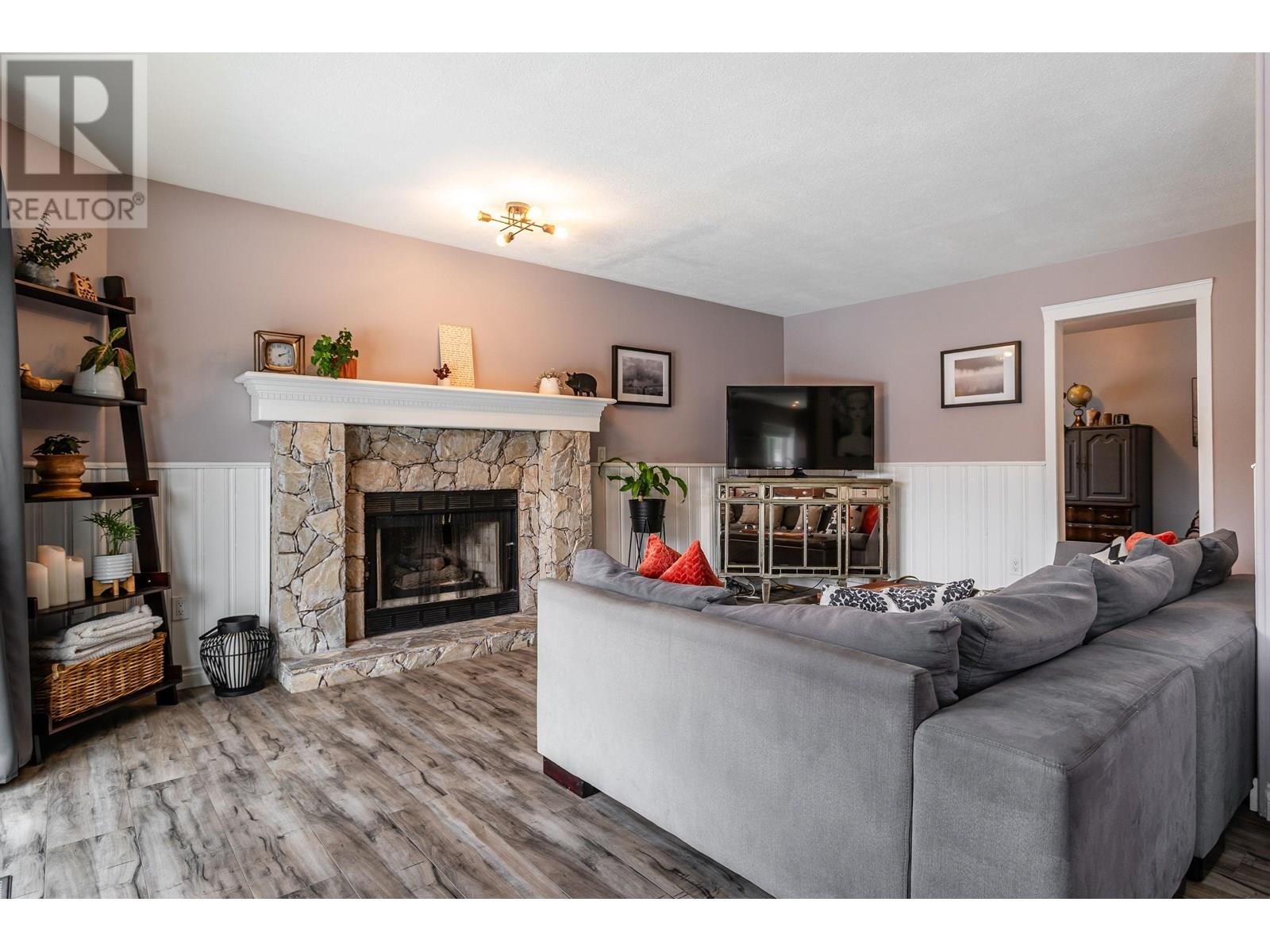 19660 SOMERSET DRIVE, Pitt Meadows real estate listing R3020630