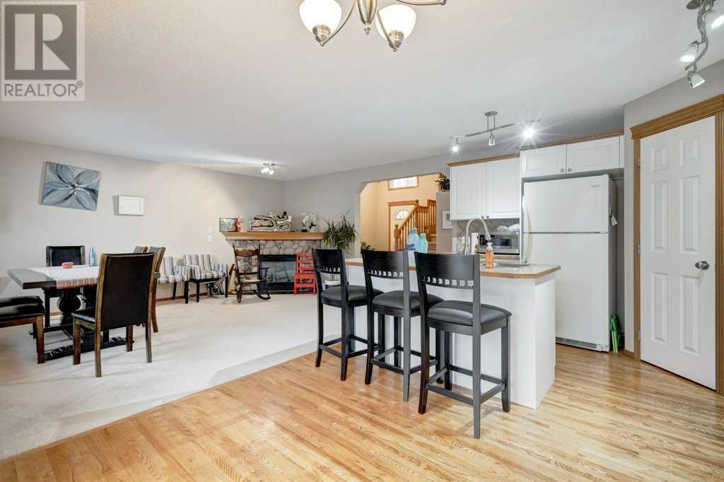Single Family House for Sale in  Tuscany Meadows Close NW Tuscany Calgary 