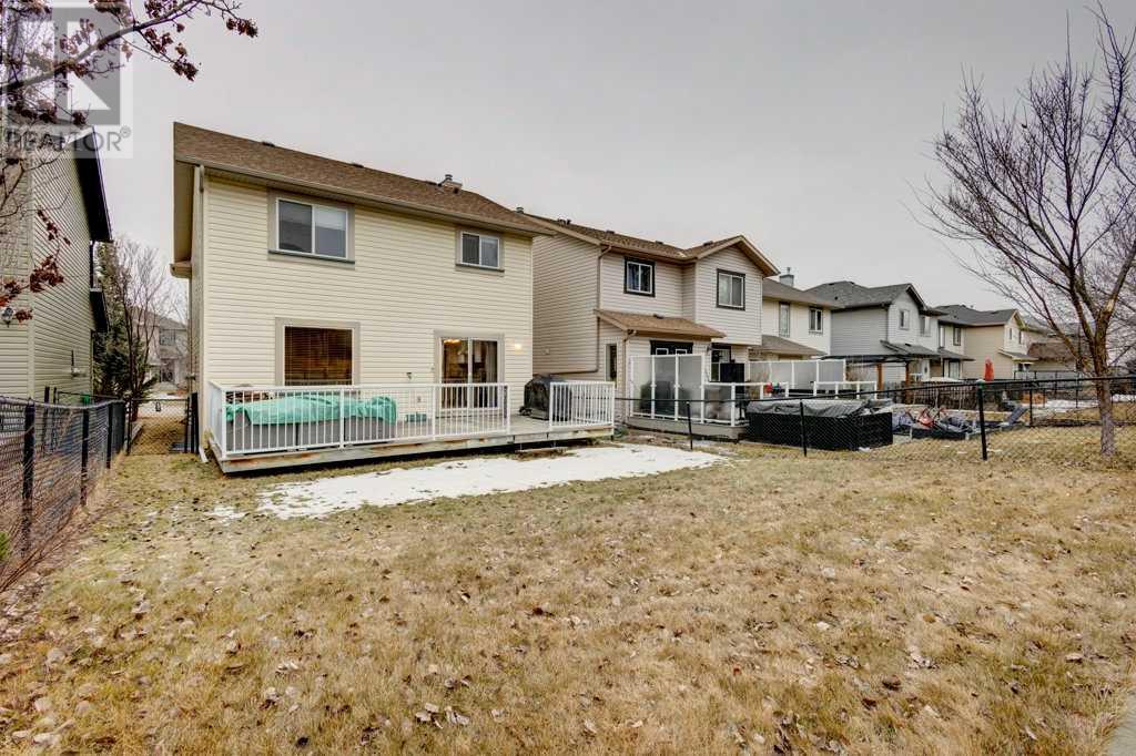 Single Family House for Sale in  Tuscany Meadows Close NW Tuscany Calgary 