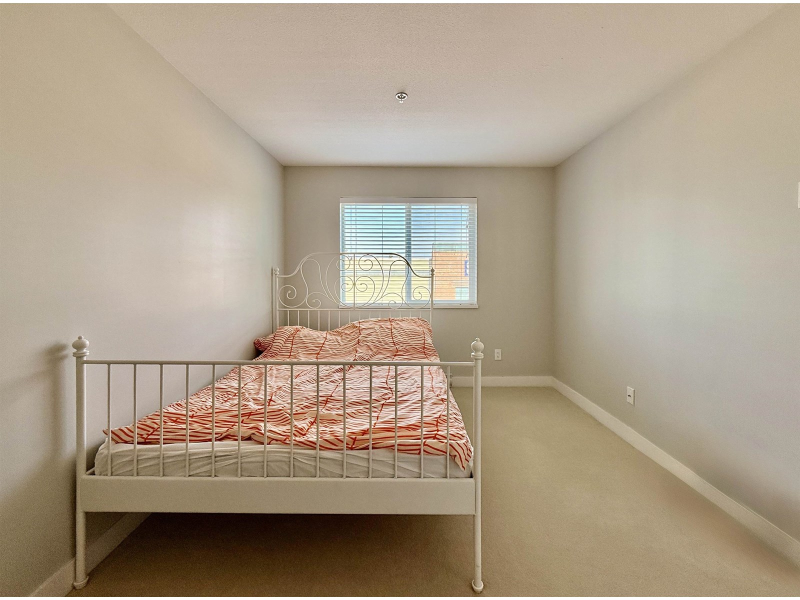 Photo 15 of 205 15745 Croydon Drive, Surrey BC