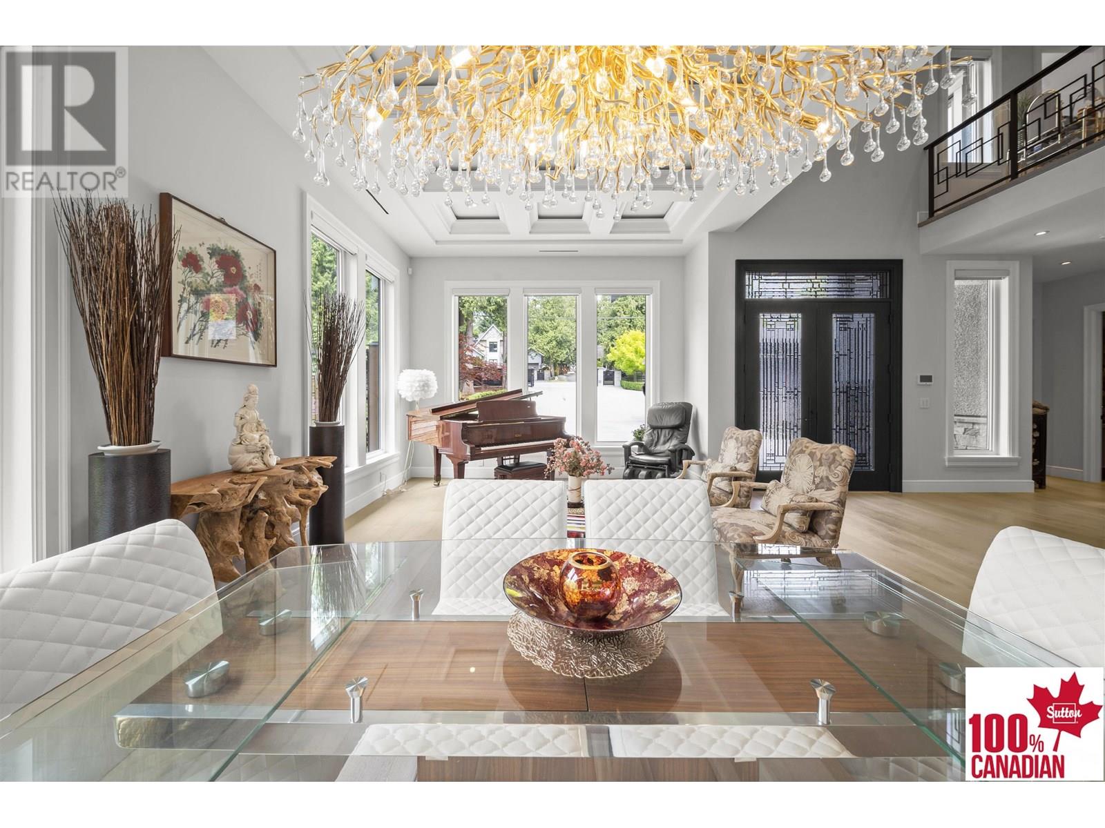 Photo 5 of 8258 Government Road, Burnaby BC