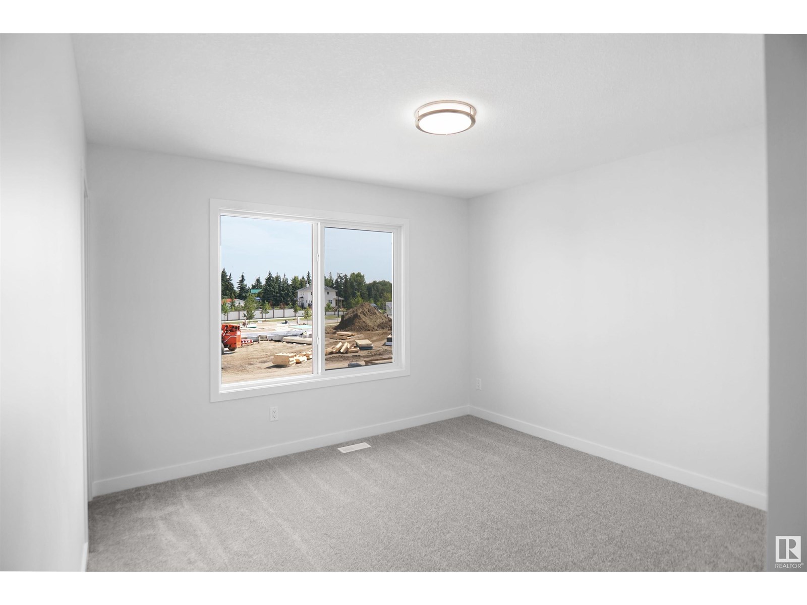 Photo 18 of 20919 16 Av Nw, Edmonton AB