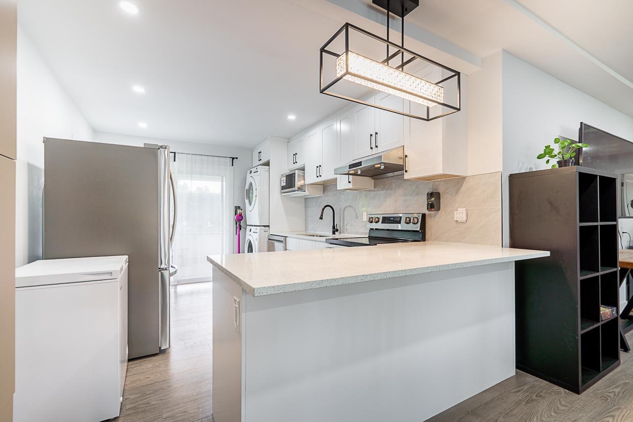 Photo 8 of 10875 143 Street, Surrey BC