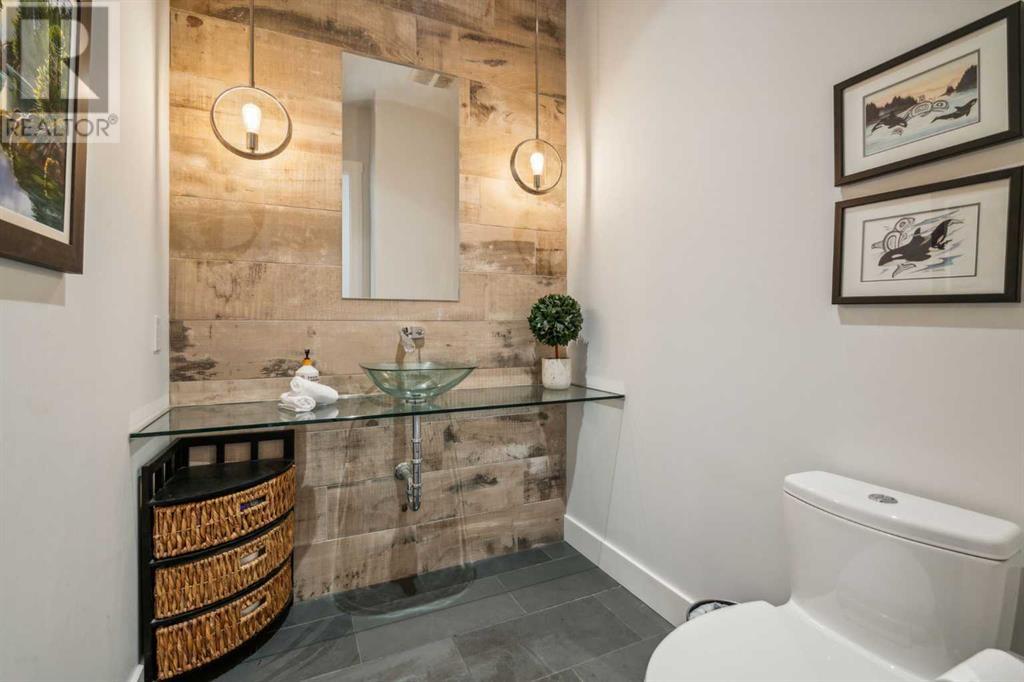 Single Family House for Sale in  A Street NW Parkdale Calgary 