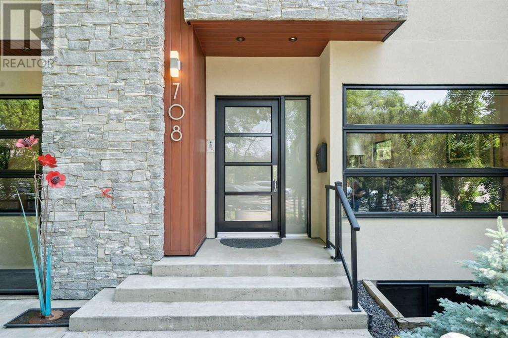 Single Family House for Sale in  A Street NW Parkdale Calgary 