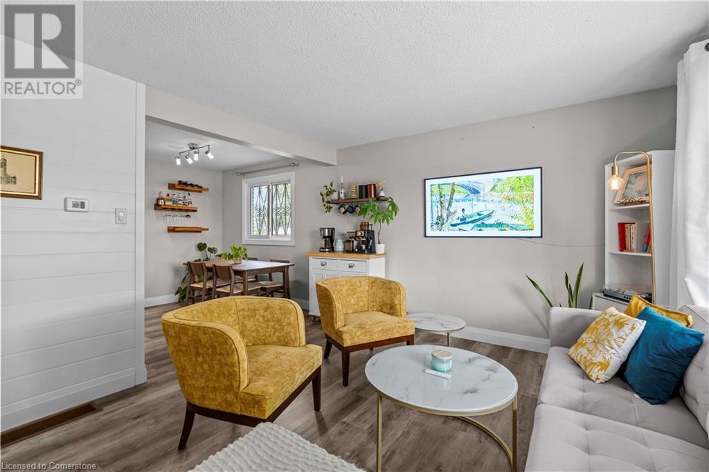 Photo 10 of 82 East 36th Street, Hamilton ON