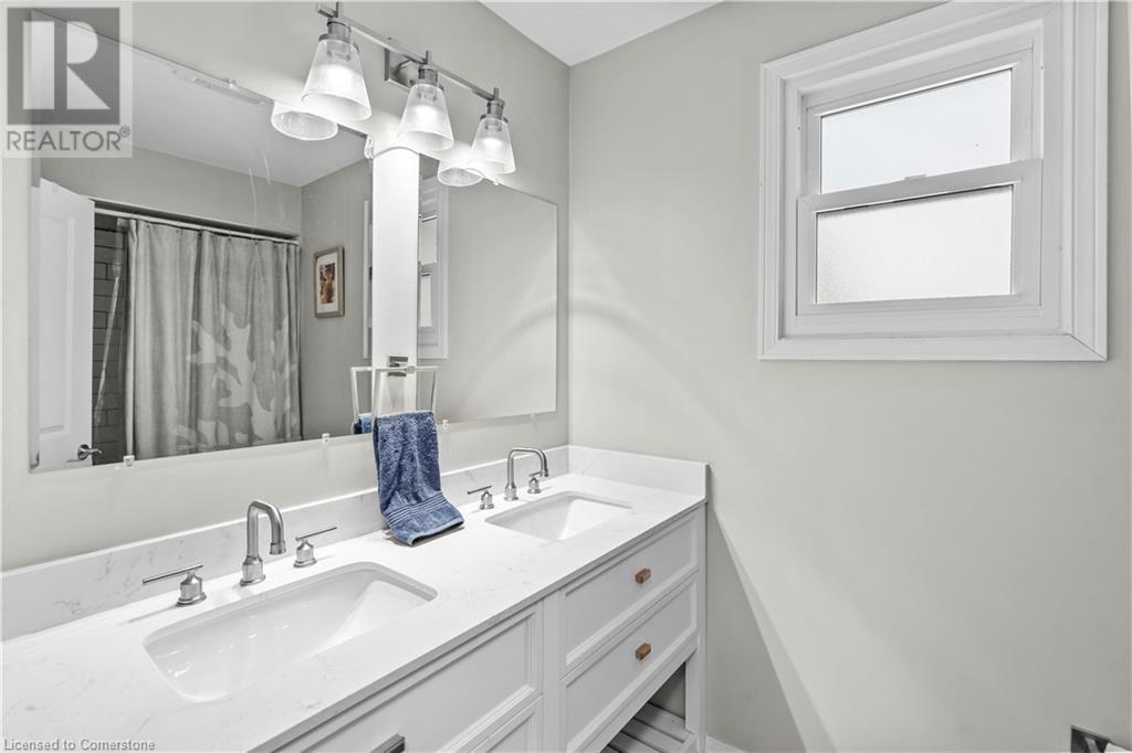 Photo 28 of 82 East 36th Street, Hamilton ON