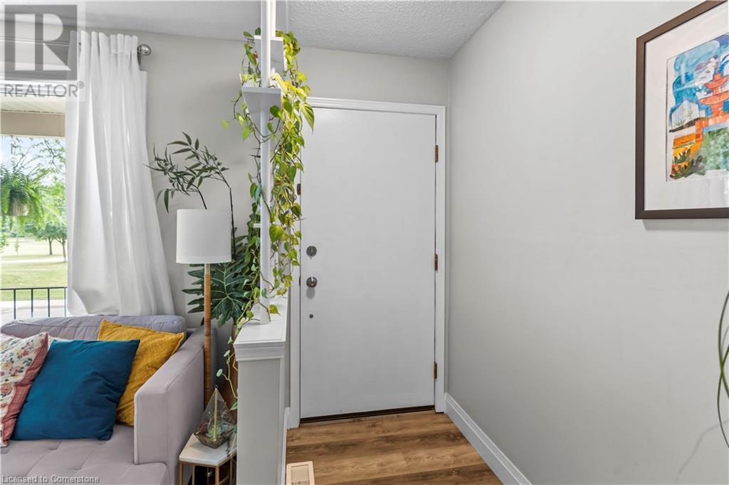 Photo 6 of 82 East 36th Street, Hamilton ON