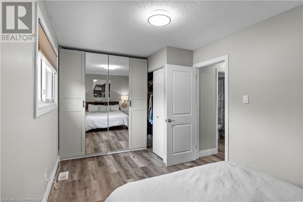 Photo 27 of 82 East 36th Street, Hamilton ON