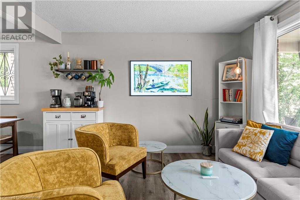 Photo 11 of 82 East 36th Street, Hamilton ON