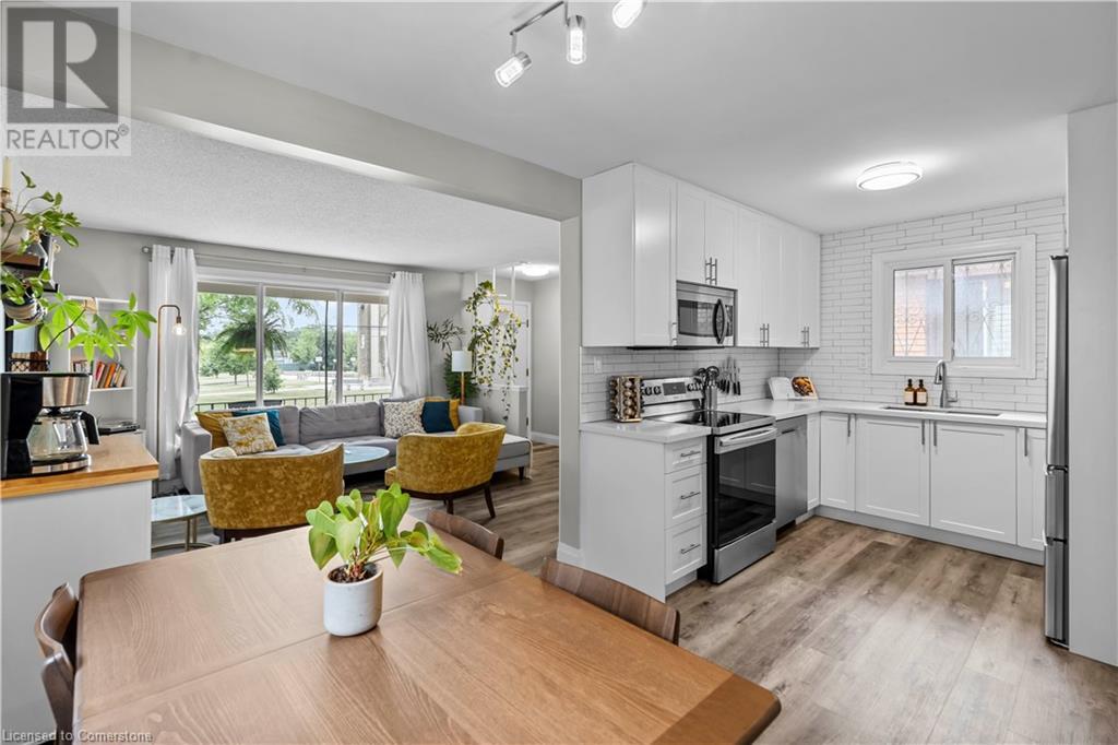 Photo 17 of 82 East 36th Street, Hamilton ON