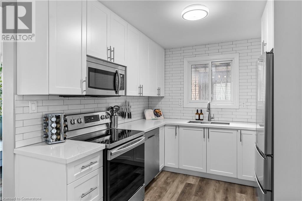 Photo 19 of 82 East 36th Street, Hamilton ON