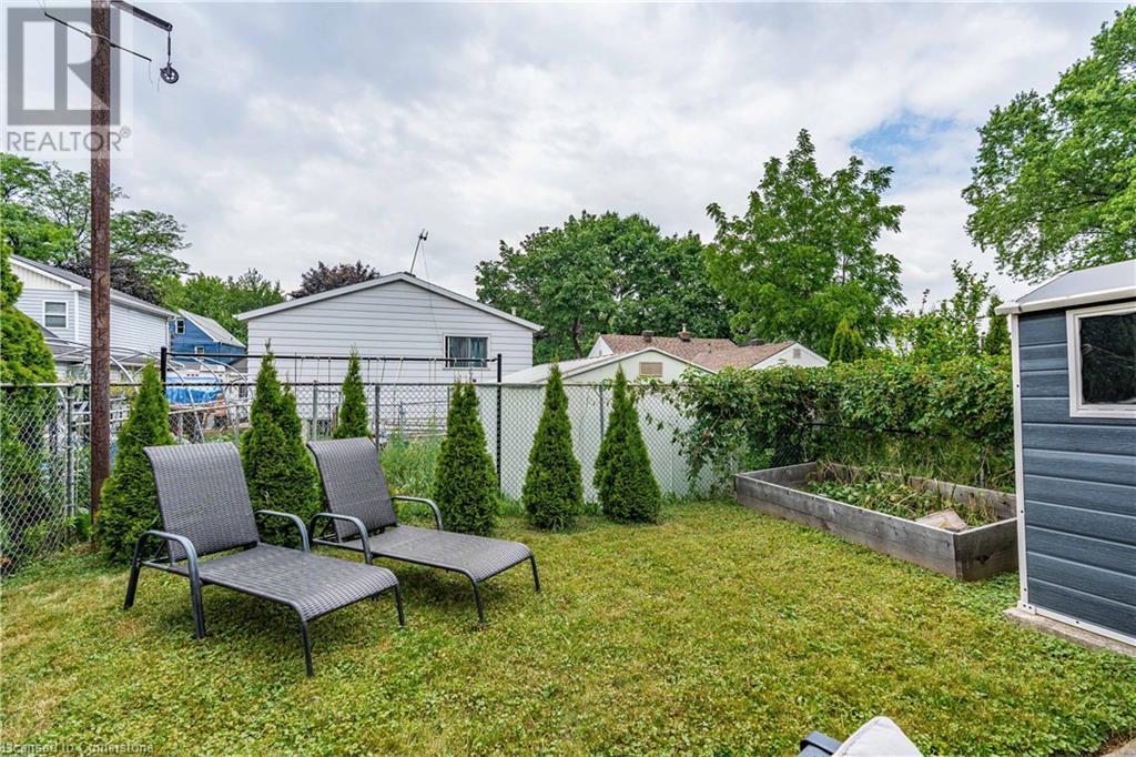 Photo 48 of 82 East 36th Street, Hamilton ON
