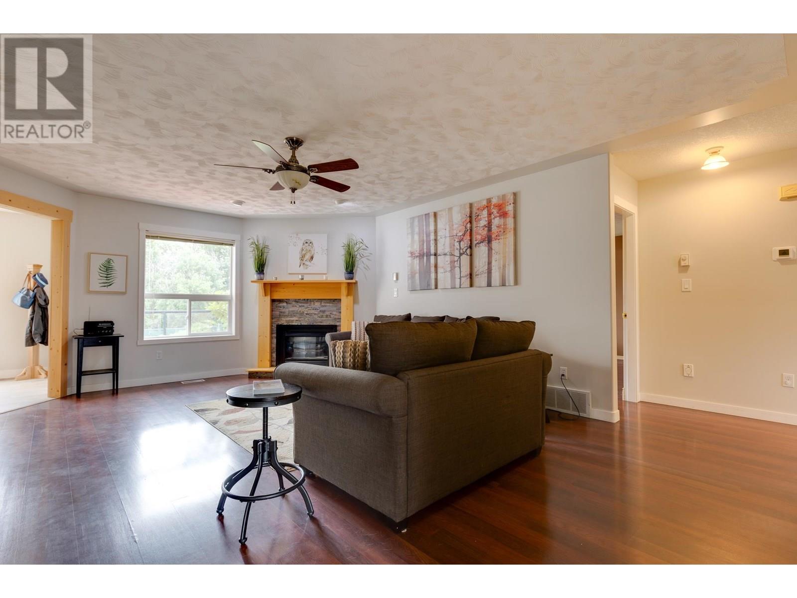Photo 10 of 5581 Heyer Road, Prince George BC