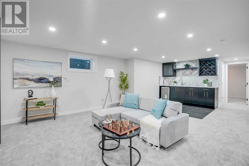 Single Family House Bungalow for Sale in  Hamlet Road SW Haysboro Calgary 