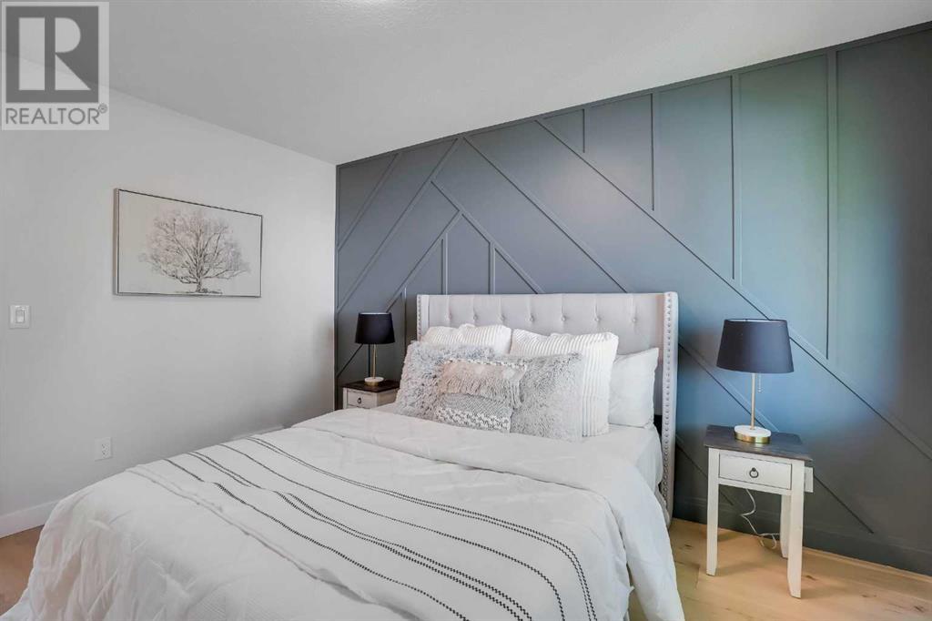 Single Family House Bungalow for Sale in  Hamlet Road SW Haysboro Calgary 