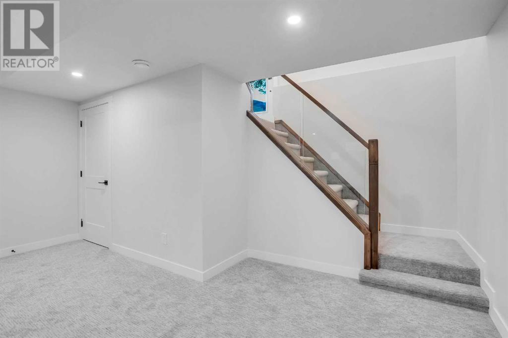 Single Family House Bungalow for Sale in  Hamlet Road SW Haysboro Calgary 