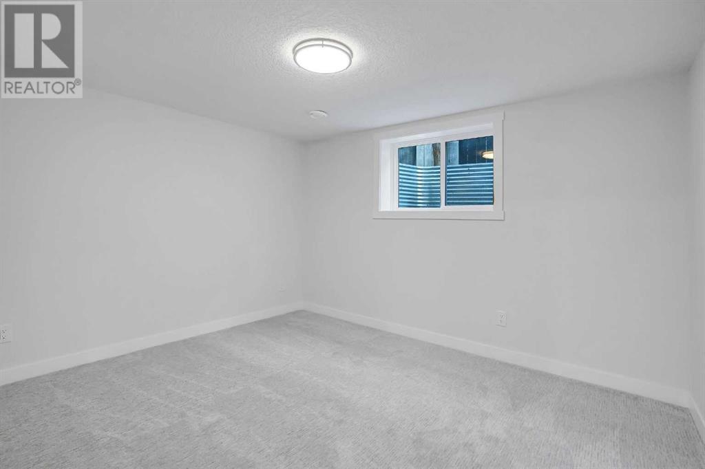Single Family House Bungalow for Sale in  Hamlet Road SW Haysboro Calgary 
