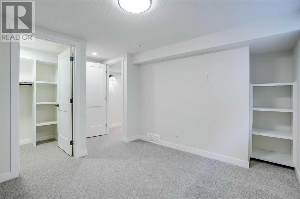 Single Family House Bungalow for Sale in  Hamlet Road SW Haysboro Calgary 